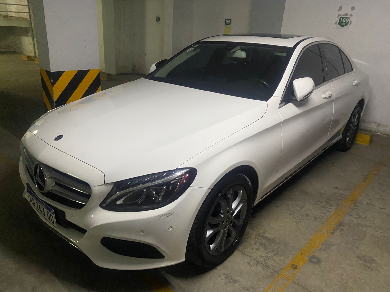 2018 Mercedes-Benz c-class - Autos y vehículos en Córdoba